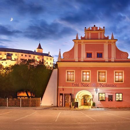 Hotel Ruze Rožmberk nad Vltavou エクステリア 写真