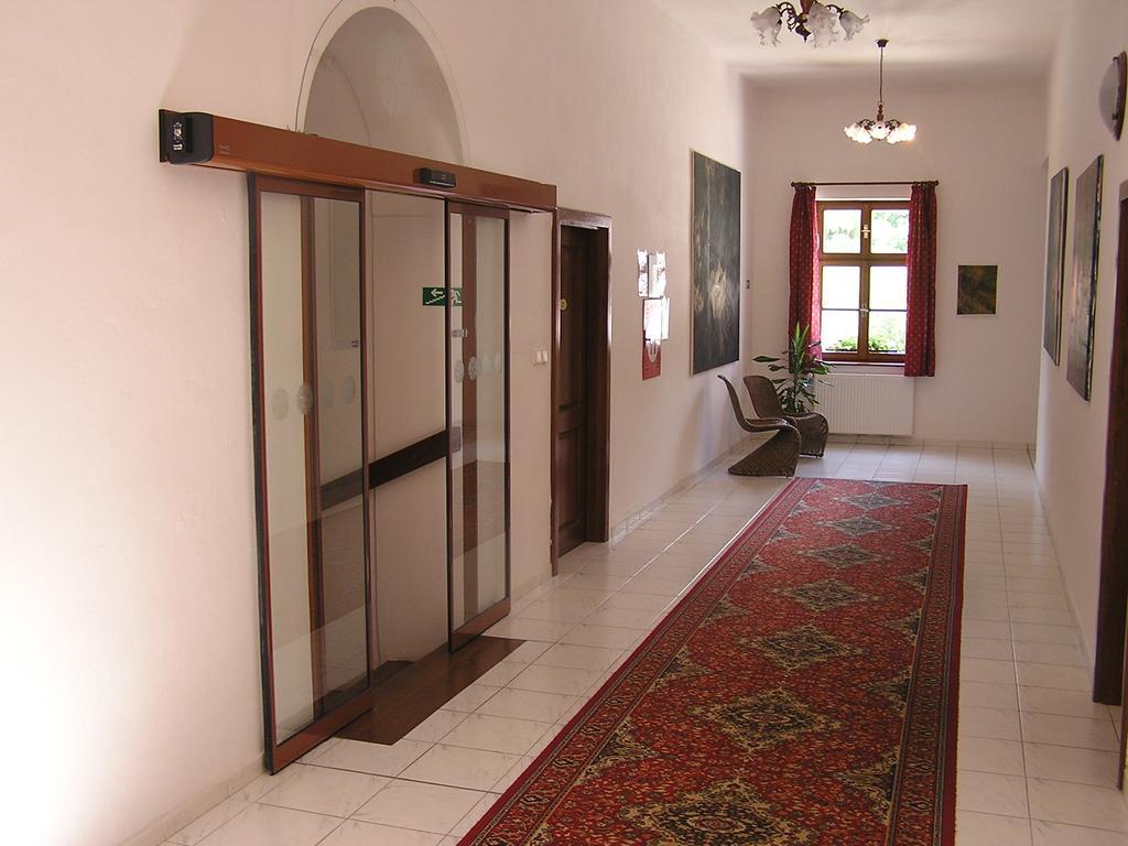 Hotel Ruze Rožmberk nad Vltavou エクステリア 写真
