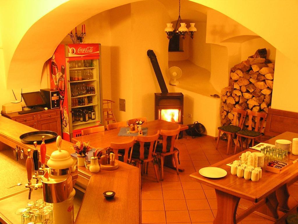 Hotel Ruze Rožmberk nad Vltavou エクステリア 写真