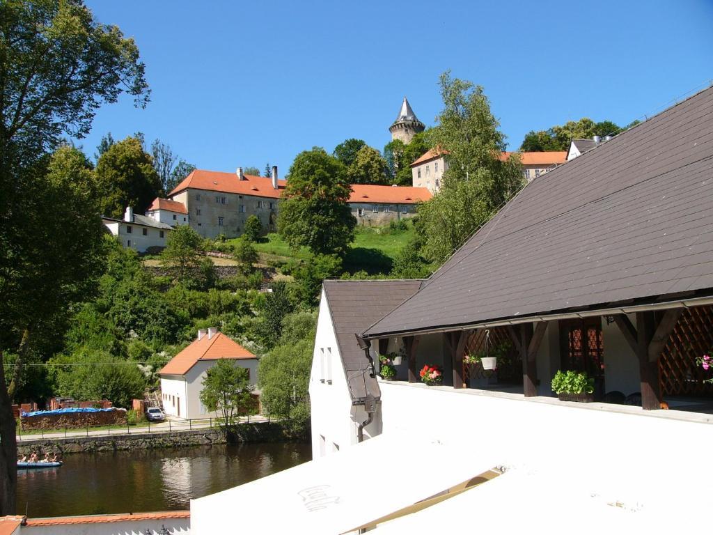 Hotel Ruze Rožmberk nad Vltavou エクステリア 写真