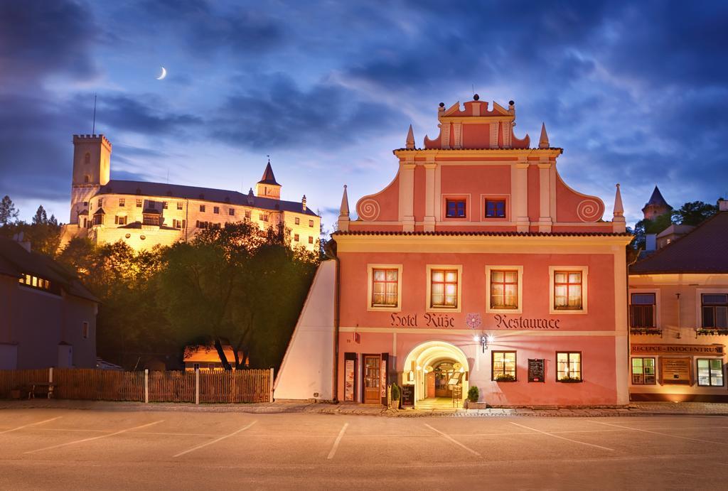 Hotel Ruze Rožmberk nad Vltavou エクステリア 写真