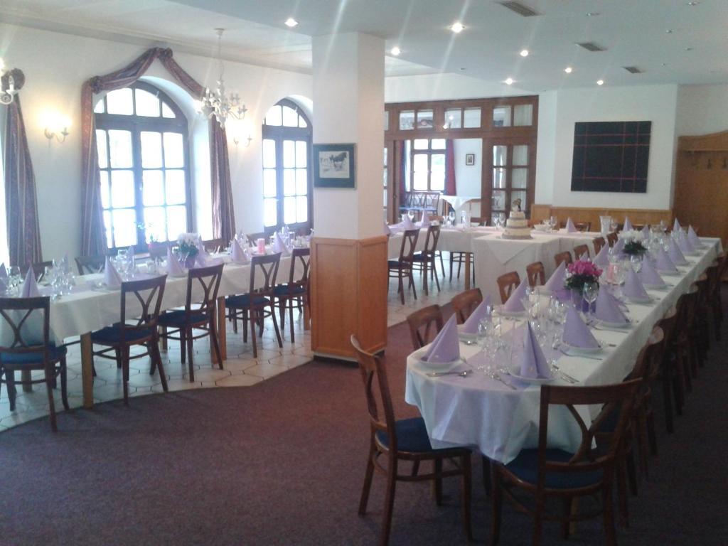 Hotel Ruze Rožmberk nad Vltavou エクステリア 写真