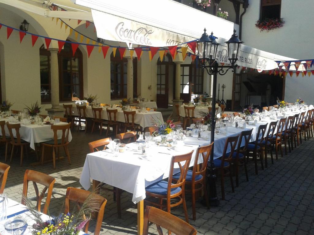 Hotel Ruze Rožmberk nad Vltavou エクステリア 写真