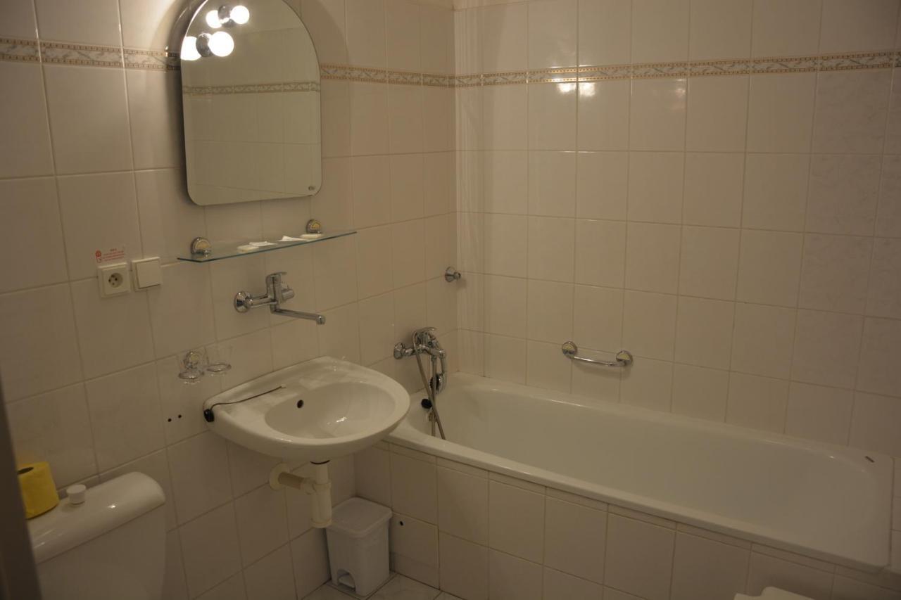 Hotel Ruze Rožmberk nad Vltavou エクステリア 写真