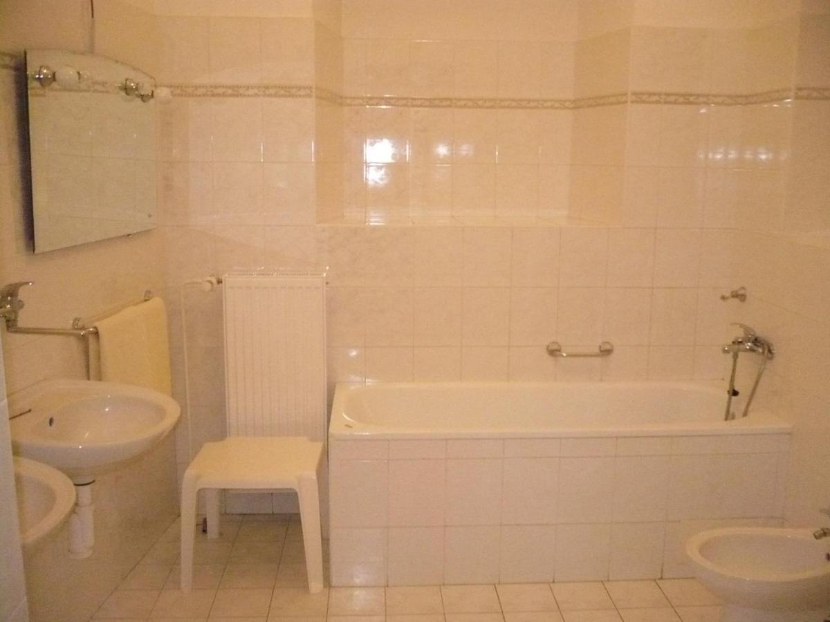 Hotel Ruze Rožmberk nad Vltavou 部屋 写真